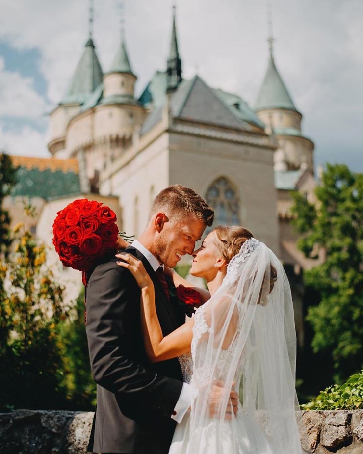 klassiker schwarzer Anzug Hochzeit Bräutigam OZETA dodokova klassiker schwarzer Anzug Hochzeit Bräutigam OZETA dodokova