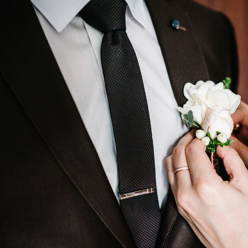 Anzug des Bräutigams / Hochzeitsanzug OZETA